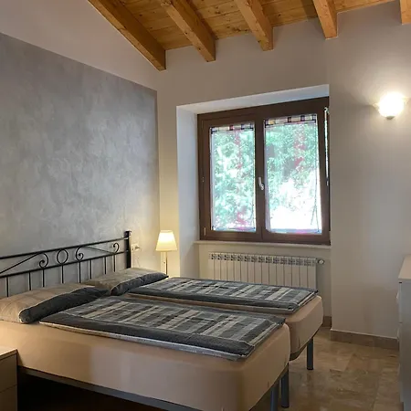 Apartamento Carlotta C1, Balkon Und Phantastischer Blick Idro